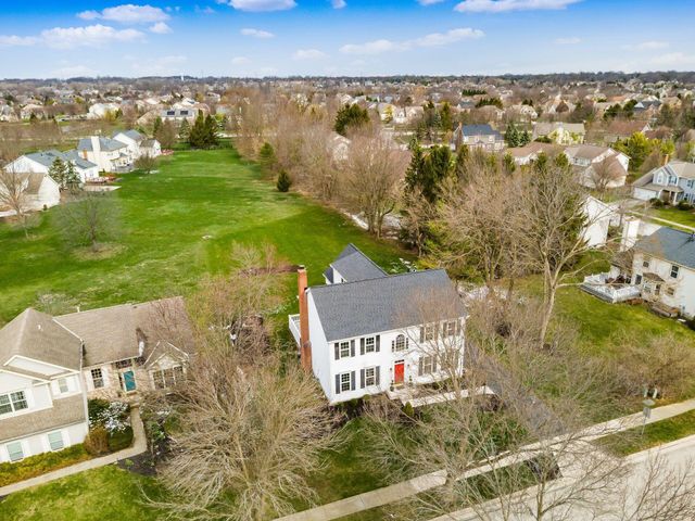 7825 Wiltshire Drive, Dublin, OH 43016