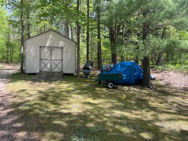 9031 Acorn Drive, Greenwood Twp, MI 49425