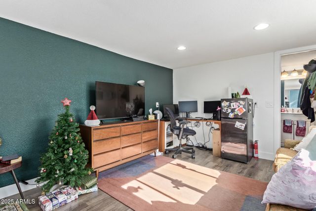 3327 N 18TH Avenue, Phoenix, AZ 85015