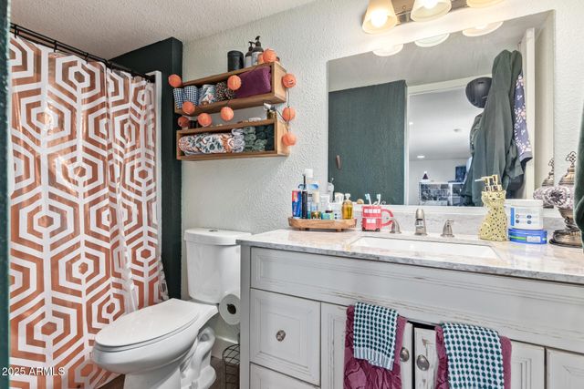 3327 N 18TH Avenue, Phoenix, AZ 85015