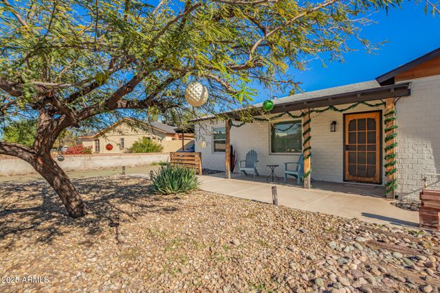 3327 N 18TH Avenue, Phoenix, AZ 85015