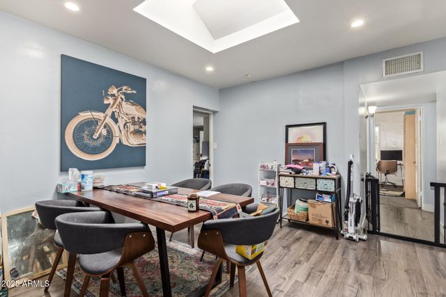 3327 N 18TH Avenue, Phoenix, AZ 85015