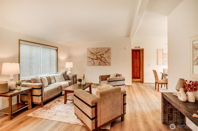 3112 201st Place SW, Lynnwood, WA 98036