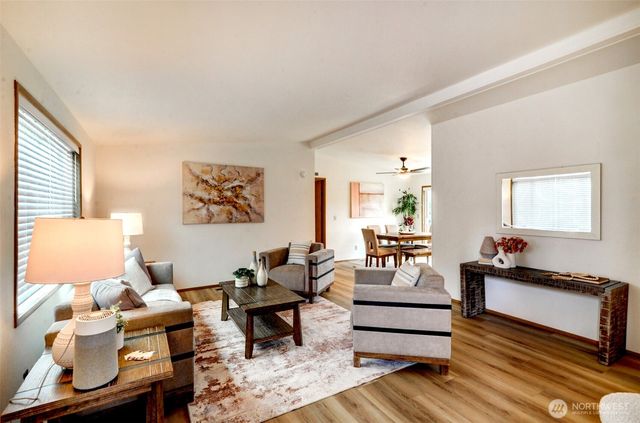 3112 201st Place SW, Lynnwood, WA 98036
