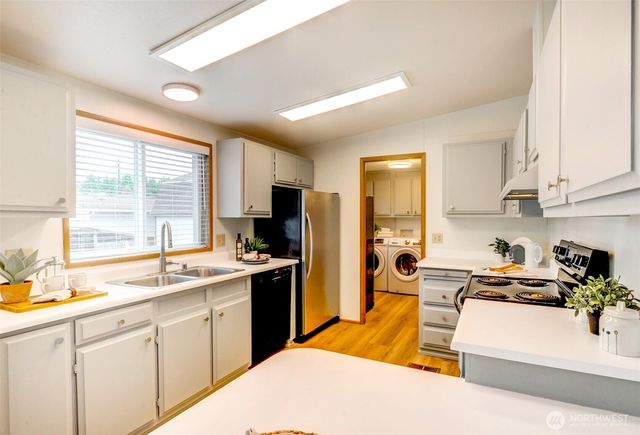 3112 201st Place SW, Lynnwood, WA 98036