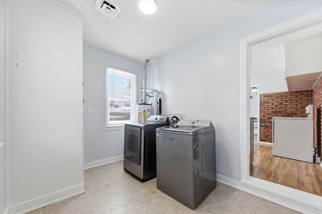 1714 S Clifton Ave, Wichita, KS 67218