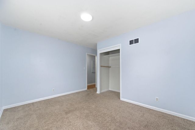 1714 S Clifton Ave, Wichita, KS 67218