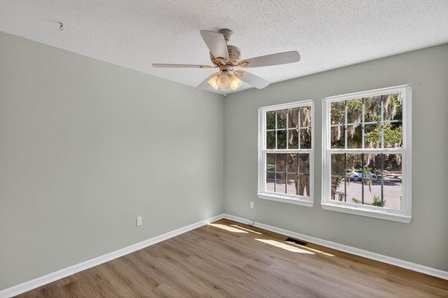 8158 Scottswood Drive Drive, North Charleston, SC 29418