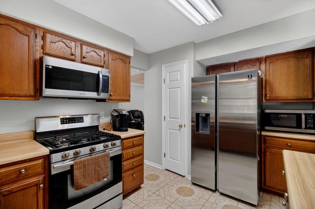 8158 Scottswood Drive Drive, North Charleston, SC 29418