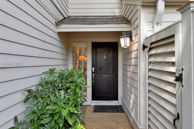 70 Plantation Dr Apt 174, Hilton Head Island, SC 29928