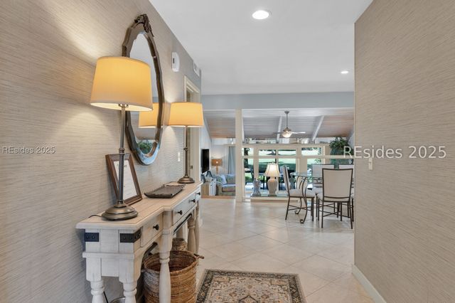 70 Plantation Dr Apt 174, Hilton Head Island, SC 29928