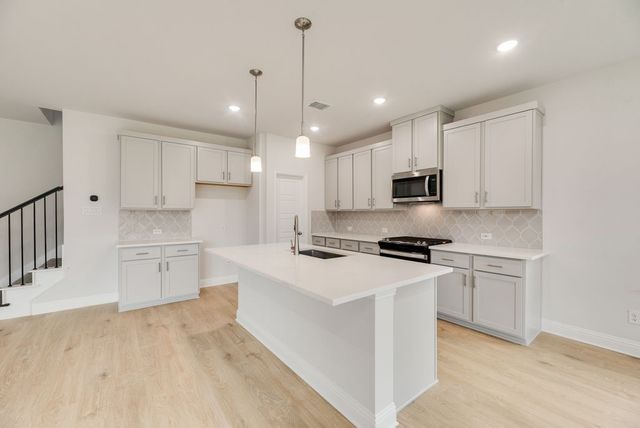 165 Ashbrook Street, Little Elm, TX 75068