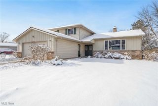32936 N Roundhead Drive, Solon, OH 44139