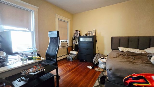 60 Bristol Rd 1, Medford, MA 02155
