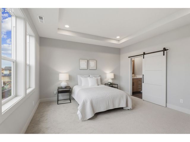 3651 Nw LANA Pl, Portland, OR 97229