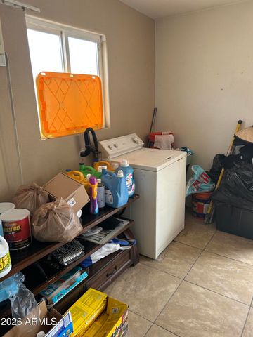 6539 W COOLIDGE Street, Phoenix, AZ 85033