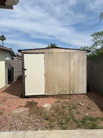 6539 W COOLIDGE Street, Phoenix, AZ 85033