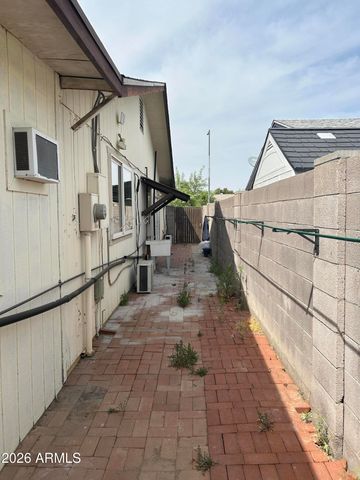 6539 W COOLIDGE Street, Phoenix, AZ 85033