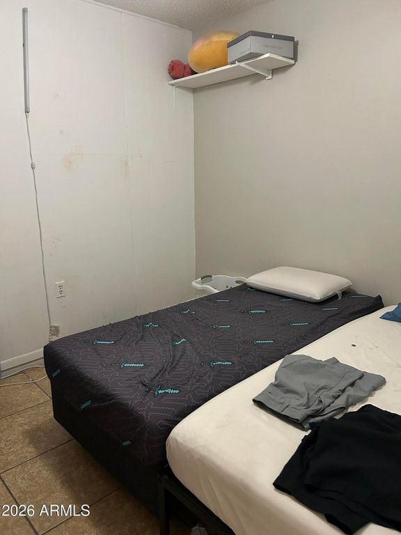 Image 27 of property listing at 6539 W COOLIDGE Street, Phoenix, AZ 85033