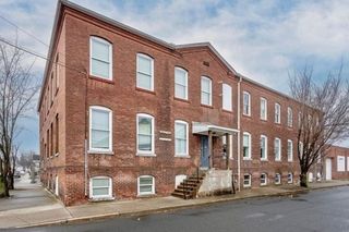22 Cherry Street, 3rd Fl, Westfield, MA 01085