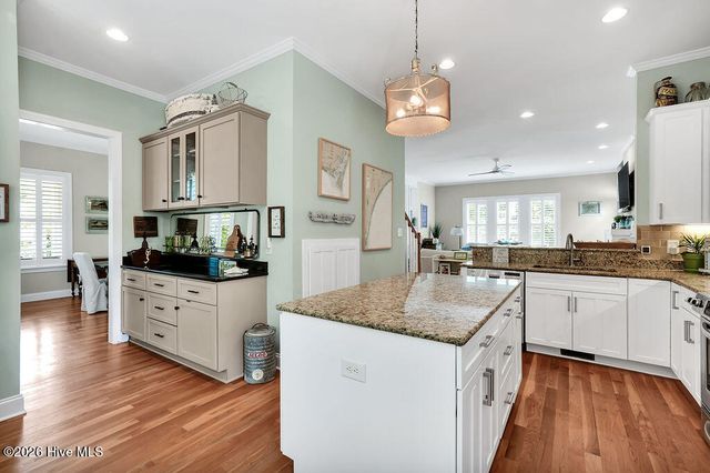2502 Royal Palm Lane, Wilmington, NC 28409