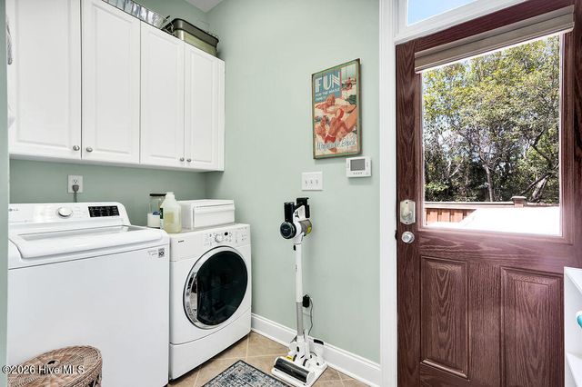 2502 Royal Palm Lane, Wilmington, NC 28409