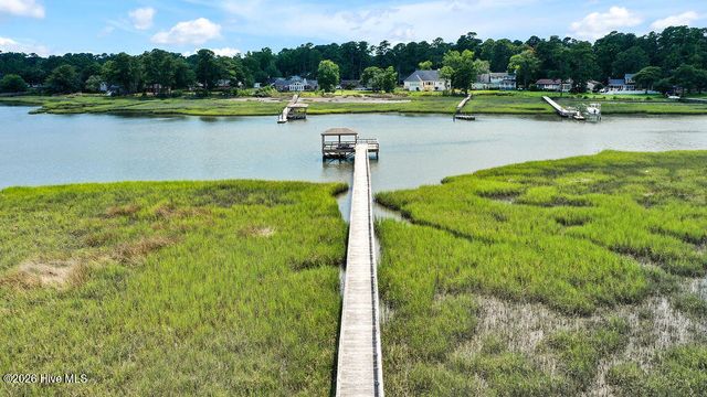 2502 Royal Palm Lane, Wilmington, NC 28409