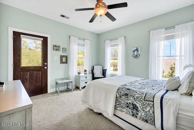 2502 Royal Palm Lane, Wilmington, NC 28409