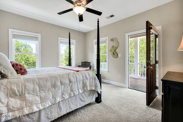 2502 Royal Palm Lane, Wilmington, NC 28409
