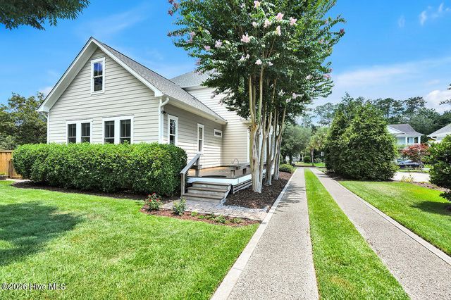 2502 Royal Palm Lane, Wilmington, NC 28409