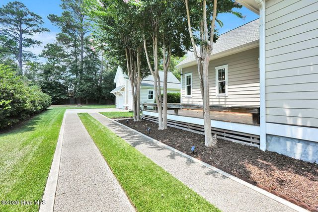 2502 Royal Palm Lane, Wilmington, NC 28409