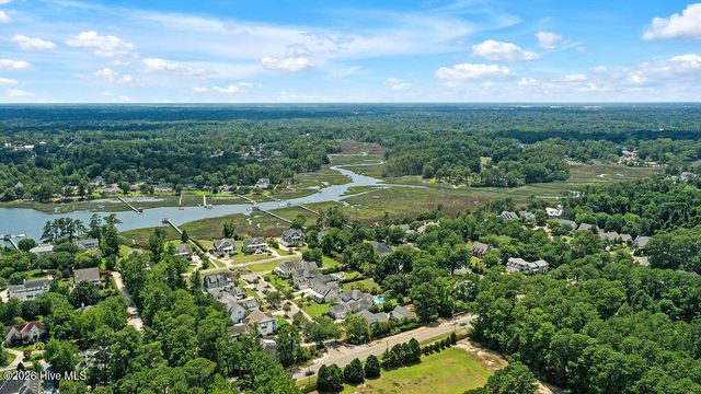 2502 Royal Palm Lane, Wilmington, NC 28409
