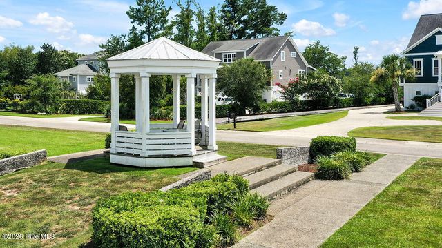 2502 Royal Palm Lane, Wilmington, NC 28409