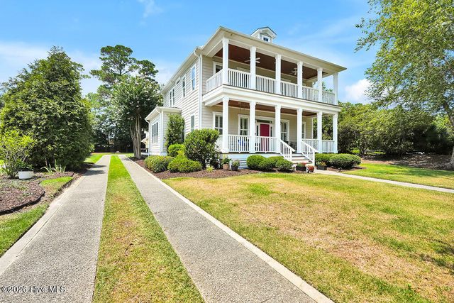 2502 Royal Palm Lane, Wilmington, NC 28409