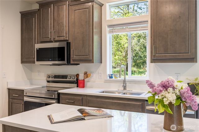1344 Ripplebrook Drive, Port Angeles, WA 98362