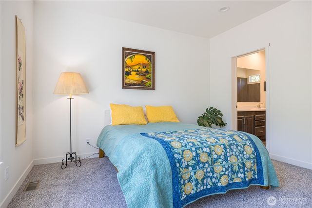 1344 Ripplebrook Drive, Port Angeles, WA 98362
