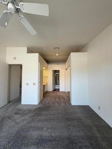 505 S Farrell Drive R112, Palm Springs, CA 92264