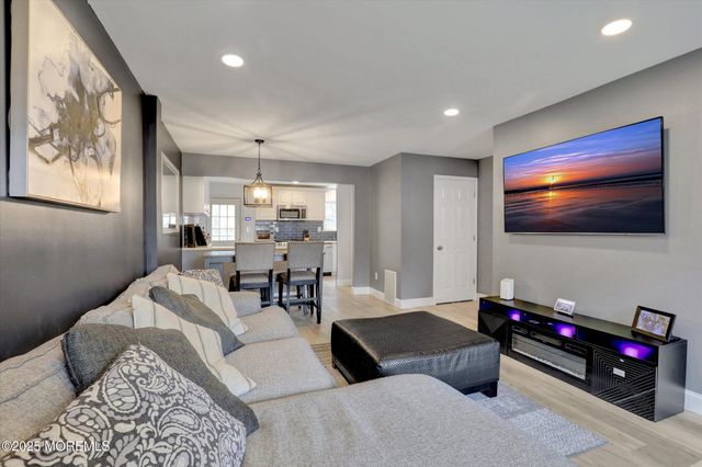 163 Primrose Lane, Brick, NJ 08724