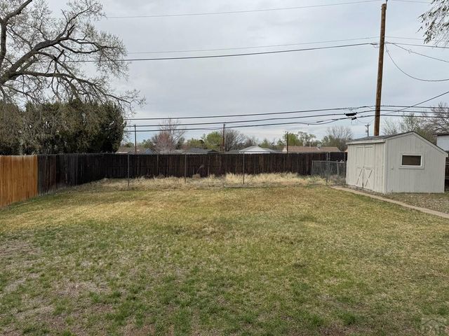 1105 Maudslay Ave, Pueblo, CO 81001