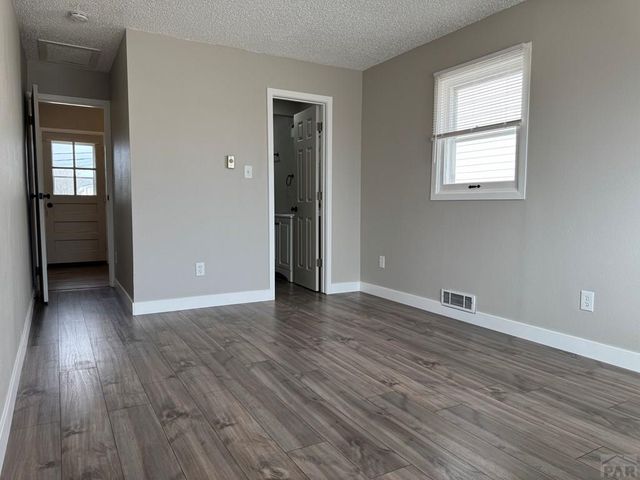 1105 Maudslay Ave, Pueblo, CO 81001