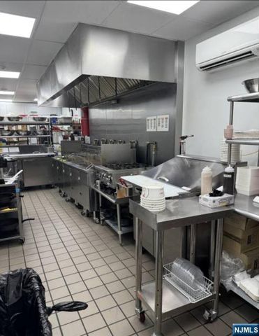 5014 Bergenline Avenue, West New York, NJ 07093