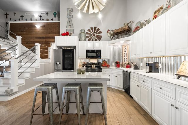 671 Robnett Road, Waxahachie, TX 75165