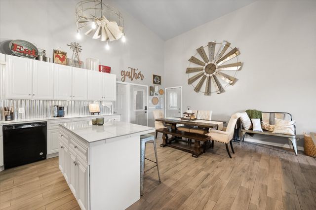 671 Robnett Road, Waxahachie, TX 75165