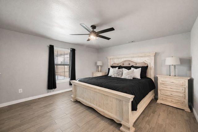 671 Robnett Road, Waxahachie, TX 75165