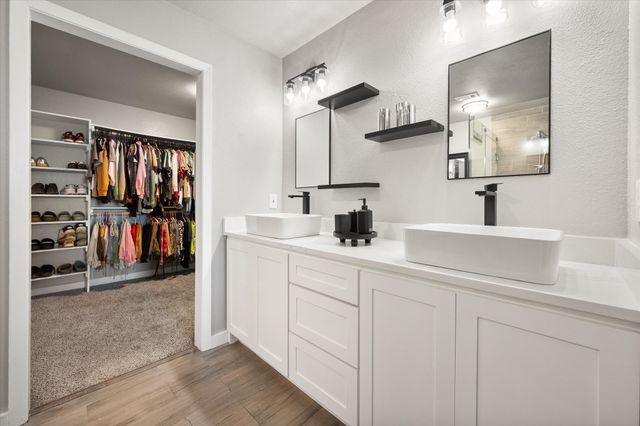 671 Robnett Road, Waxahachie, TX 75165