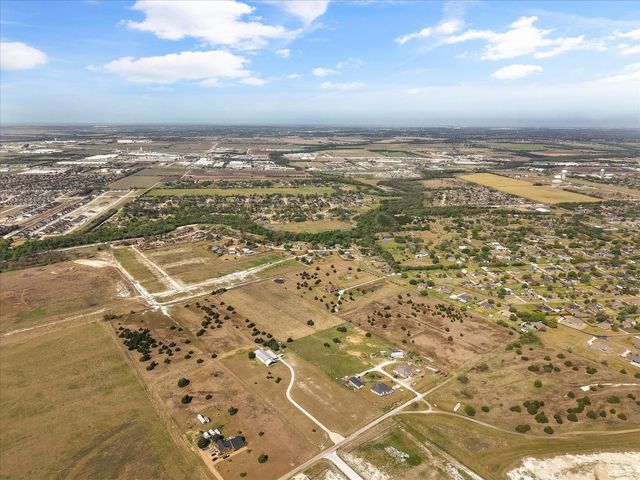 671 Robnett Road, Waxahachie, TX 75165