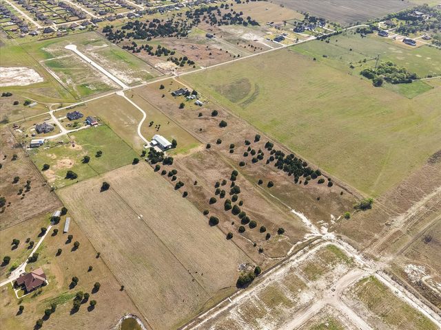 671 Robnett Road, Waxahachie, TX 75165