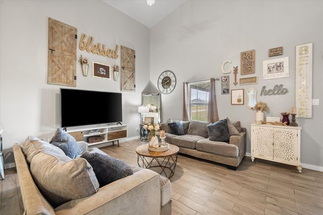 671 Robnett Road, Waxahachie, TX 75165