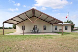671 Robnett Road, Waxahachie, TX 75165