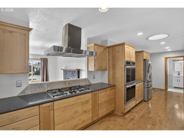 51929 Se WOODMERE Ct, Scappoose, OR 97056